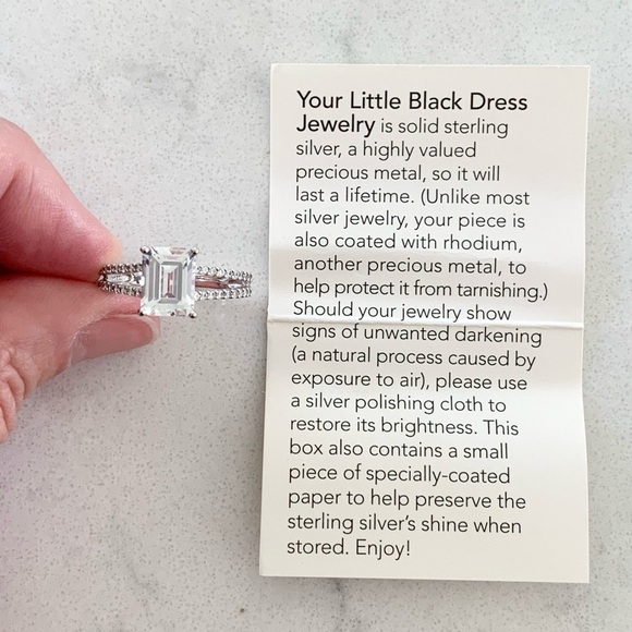 Swarovski Touchstone Crystal Emerald Cut Ring - Picture 2 of 8